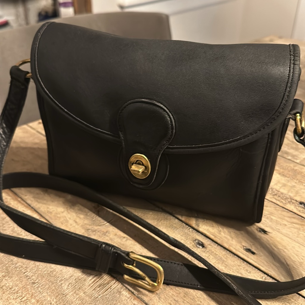 Coach Vintage Black Leather Devon Bag